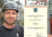 V.l.n.r.: Dr. med. Thomas Voelker mit Sohn Jakob, Eberhard Winheim von Feuerstein Treppen, Marlies Obermayer von Herrmann Massivholzhaus, Carmen und Ralf Paul von küche perfekt bug, Uli Herrmann von Herrmann Massivholzhaus sowie Dirk und Alexander Schleic Thüringer Arbeitsschutzpreis „Johannes Bube“